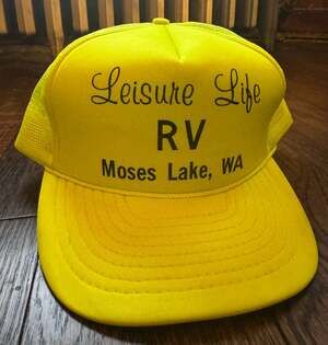 VINTAGE ‘90s Leisure Life RV Moses Lake WA Neon Yellow Trucker Hat Snapback NWOT